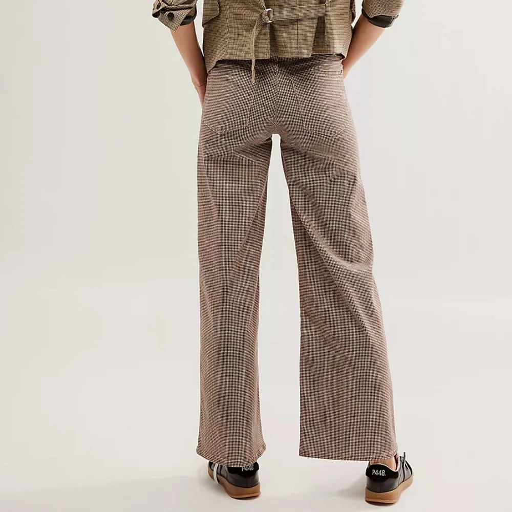 Frame Denim Brown Houndstooth Flare Jeans - Picture 7 of 16